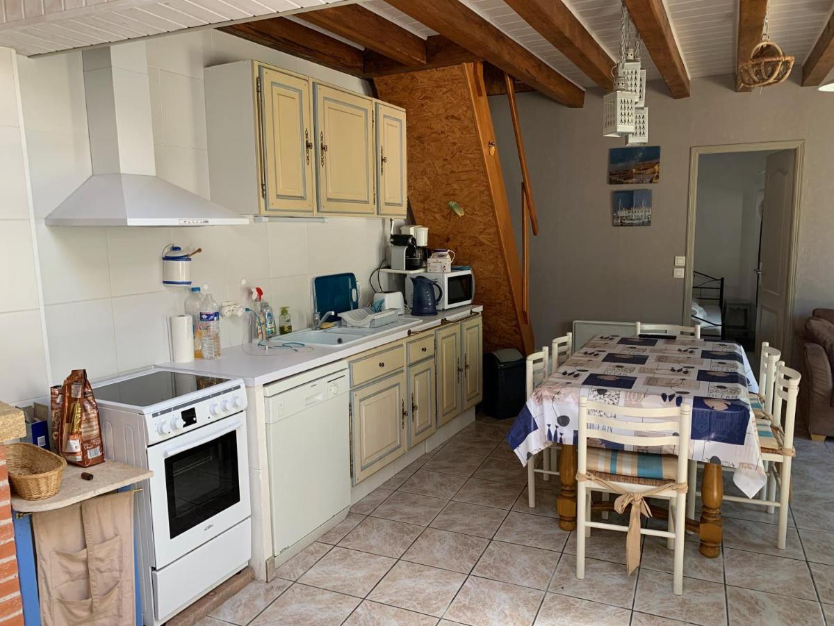 Maison De Pays Au Centre Du Village Saint-Martin-de-Ré Εξωτερικό φωτογραφία